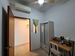 Simsville (D14), Condominium #428856241